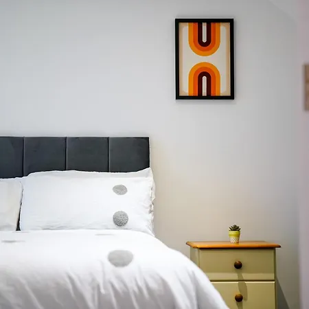 Awesome Coventry Home For Business Contractors And Suitable For Families With Free Parking 14Mins From Nec Exterior photo