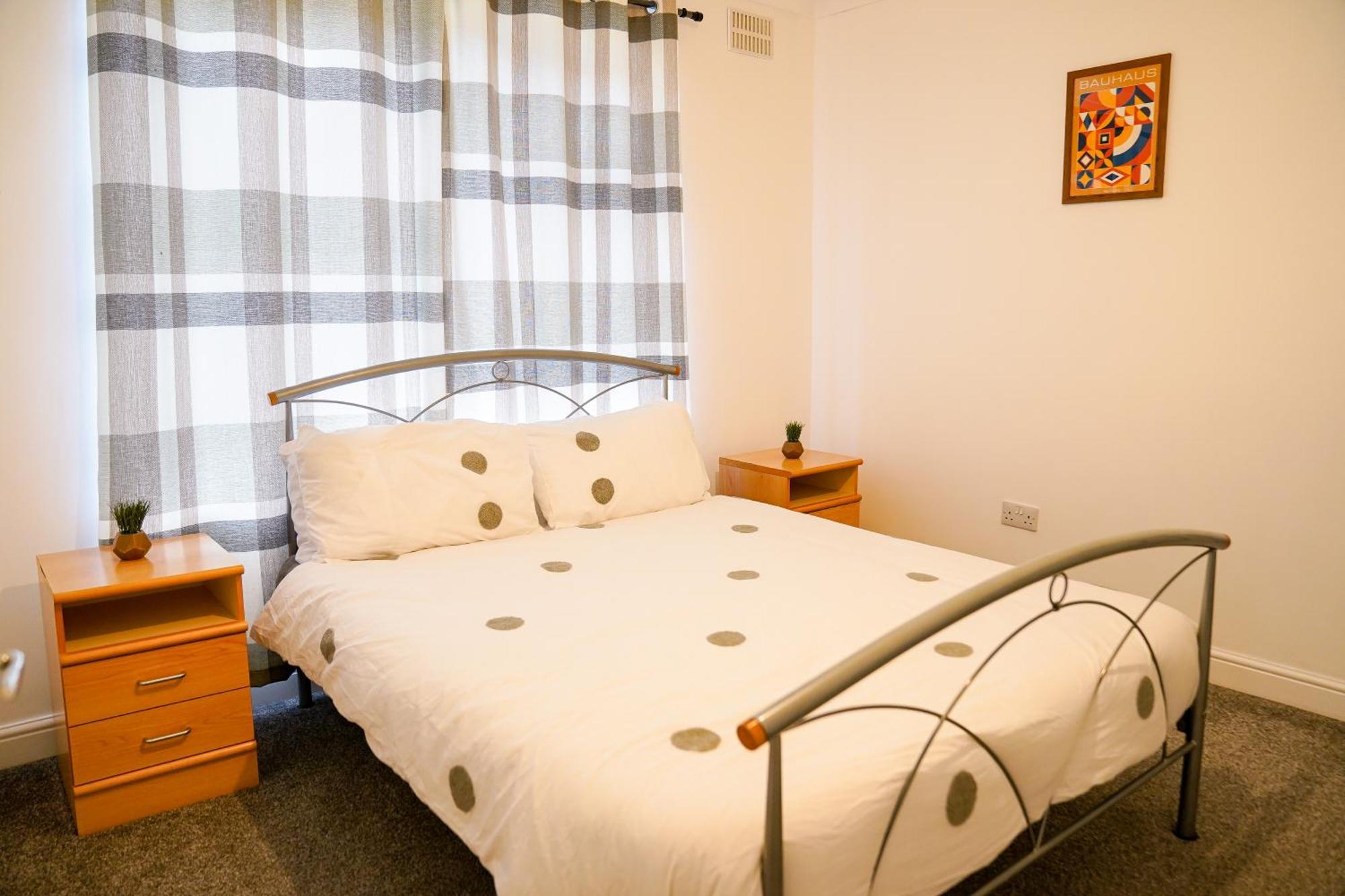 Holiday home Awesome For Business Contractors And Suitable For Families With Free Parking 14mins From Nec *