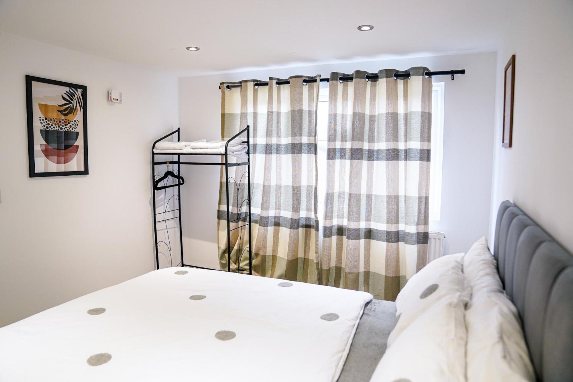 Awesome For Business Contractors And Suitable For Families With Free Parking 14mins From Nec * Coventry